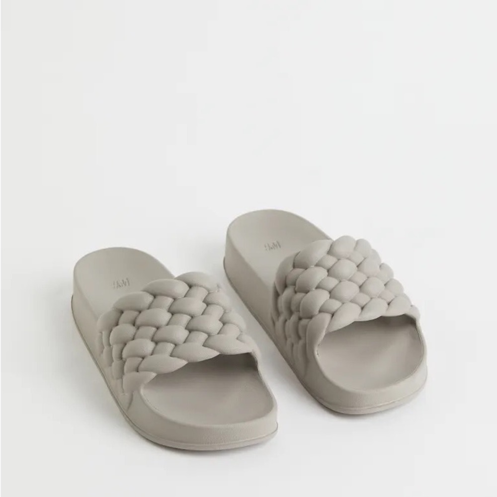 H&M braided taupe tan slides